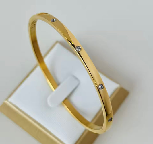 PRE ORDER- Revasser Gold Bangle